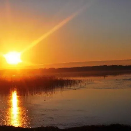 4th Floor Right In The Complex 펜션 Zislow