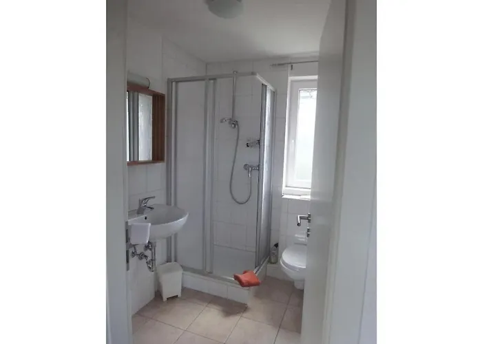 4th Floor Right In The Complex *