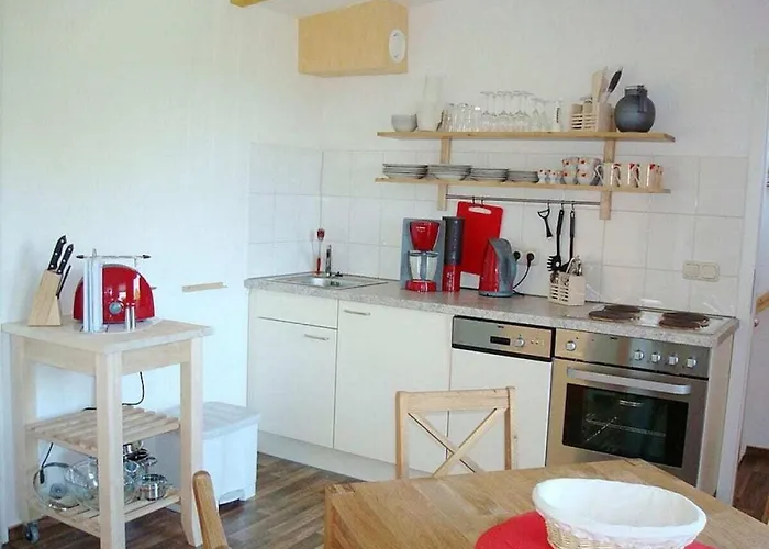 4th Floor Right In The Complex * Zislow